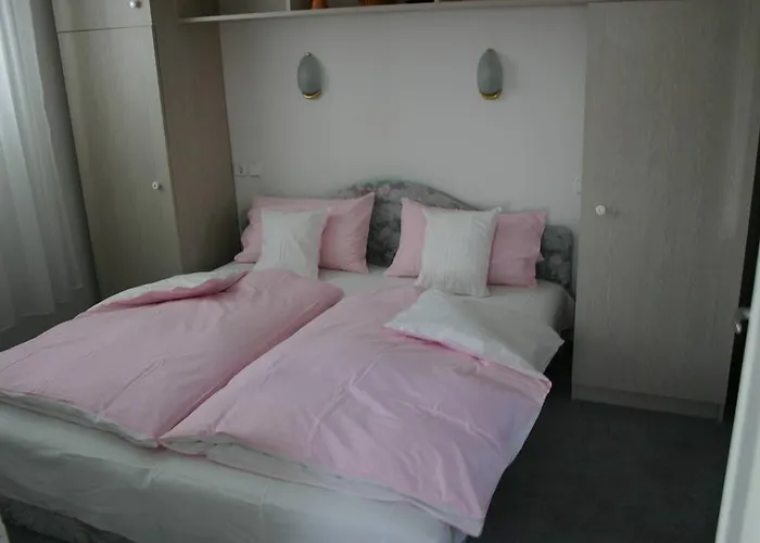 Apartman Doina *